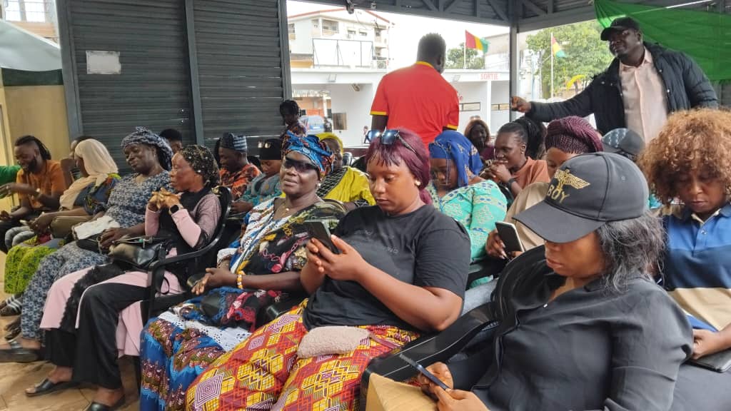 WhatsApp-Image-2025-09-30-at-10.45.16 Culture: la FENACOGUI plébiscite Sanou Kerfalla Cissé comme mentor.