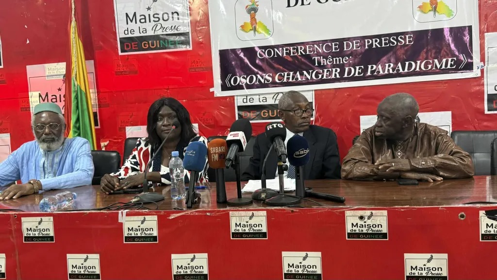WhatsApp-Image-2025-10-24-at-11.04.35 Transition guinéenne : le président de l’Initiative Citoyenne de Guinée satisfait des progrès réalisés