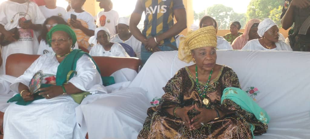 WhatsApp-Image-2025-11-29-at-22.35.31 Présidentielle 2025: la candidate Makalé Camara lance son opération de charme à Dubreka