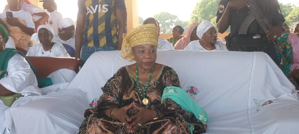 WhatsApp-Image-2025-11-29-at-22.35.32 Présidentielle 2025: la candidate Makalé Camara lance son opération de charme à Dubreka