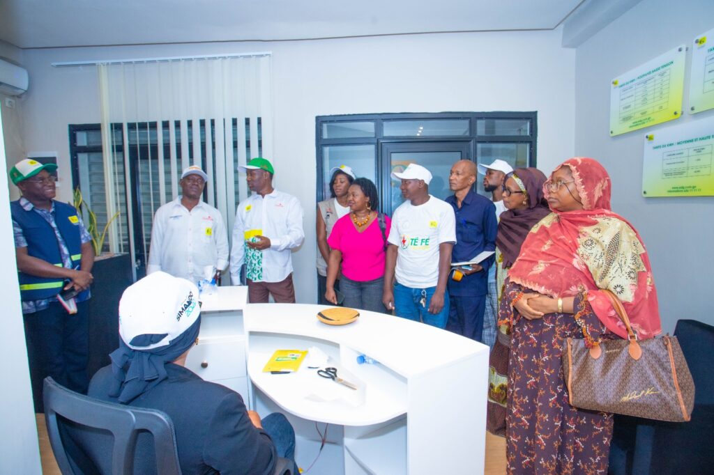 EDG-Madina-5-1024x682 𝐄𝐃𝐆 : 𝐈𝐍𝐀𝐔𝐆𝐔𝐑𝐀𝐓𝐈𝐎𝐍 𝐃𝐄 𝐋𝐀 𝐍𝐎𝐔𝐕𝐄𝐋𝐋𝐄 𝐁𝐎𝐔𝐓𝐈𝐐𝐔𝐄 𝐄𝐃𝐆 𝐀̀ 𝐌𝐀𝐃𝐈𝐍𝐀.