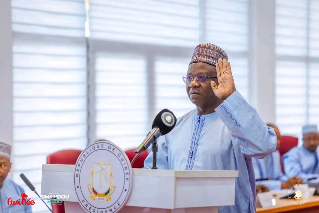 1000700600-1024x683 Présidence de la République : les membres du gouvernement jurent fidélité au Chef de l’État (images)