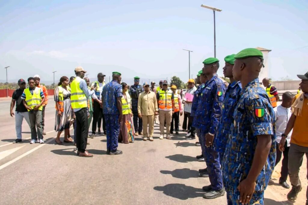 1000701678-1024x682 VISITE DE CHANTIER : ACCÉLÉRATION DES TRAVAUX SUR L’AXE SOUMBA–TANÉNÉ
