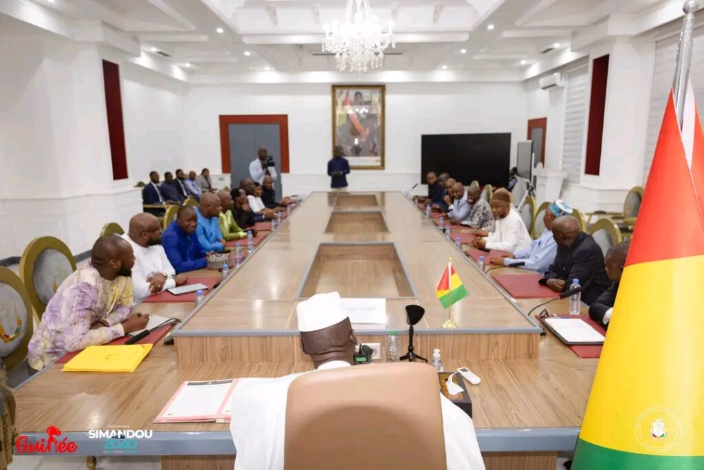 1000711579-1024x683 Conseil Supérieur de la Magistrature: le président Mamadi Doumbouya réaffirme son engagement pour une justice indépendante et équitable.