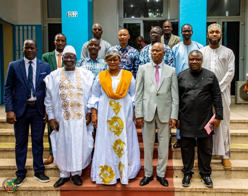 1000919634-1024x812 Après les elections : L’URTELGUI distingue les acteurs de la gouvernance électorale en Guinée.