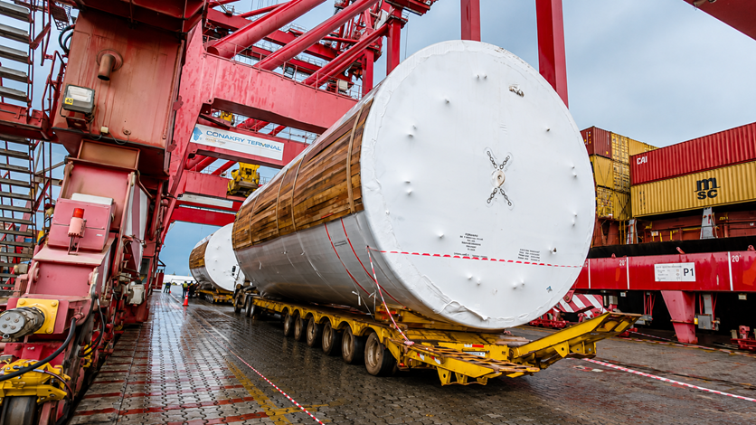 AGL-Guinee-2 AGL Guinée confirme son expertise à travers une opération logistique exceptionnelle pour la SOBRAGUI