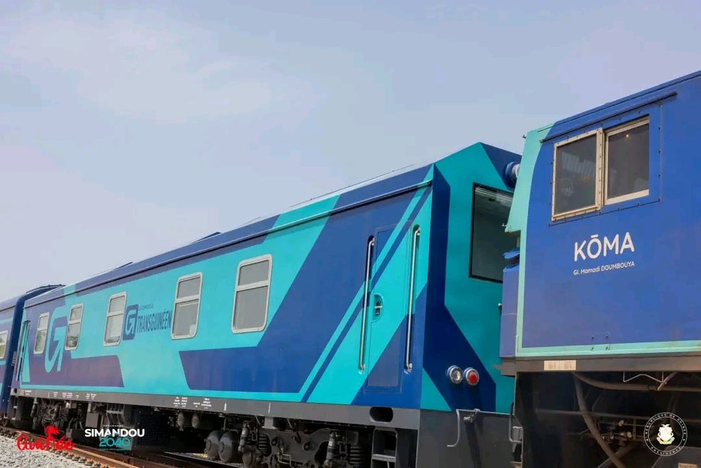 1001074261-1024x683 Simandou 2040: Mamadi Doumbouya se félicite de la mise en circulation du train de voyageurs TransGuinéen